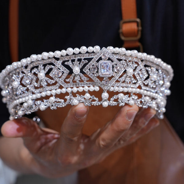 ST1-17578 Pearls Wedding Tiaras Crowns