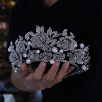 st1-17610 Oversize Pearls Flower Wedding Tiaras
