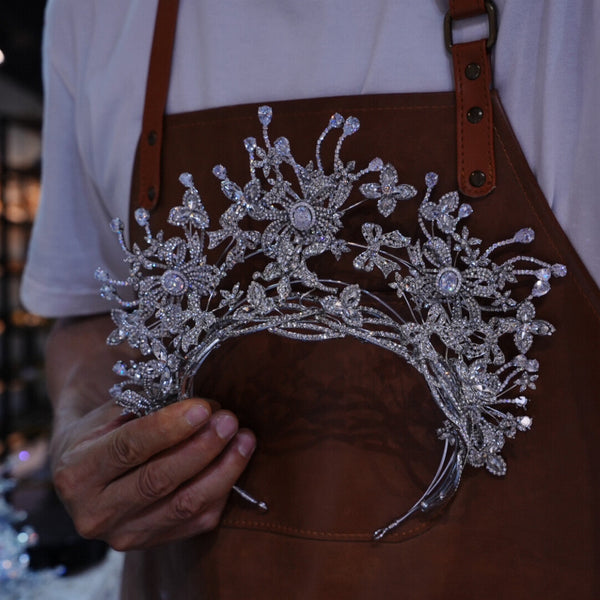 st1-17669 Oversize Zricon Brides Tiaras
