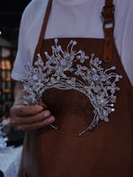 st1-17669 Oversize Zricon Brides Tiaras
