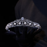 Elegant Pearls Crystals Wedding tiara Hair Accessory 18121