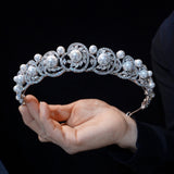 Classic Crystals Wedding Crown Headpieces 18197