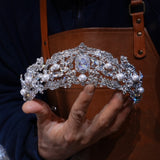 Classic Crystals Wedding Crown Headpieces 18199