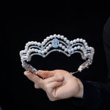 Classic Crystals Wedding Crown Headpieces 18204
