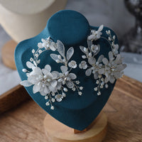 White Flower Beadings Oversize Brides Earring