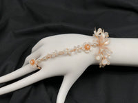 Hand accessory