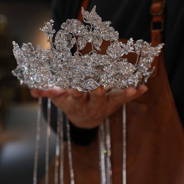 ST1-17476 Princess Pearls Wedding Tiaras Headpieces
