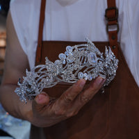 st1-17734 /2 wasy Gorgeous Pearls Wedding Crown