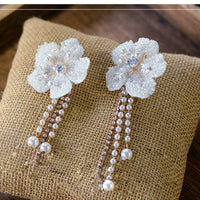 Sweet White Flower Brides Tiaras Headpeices Headpieces with Earring